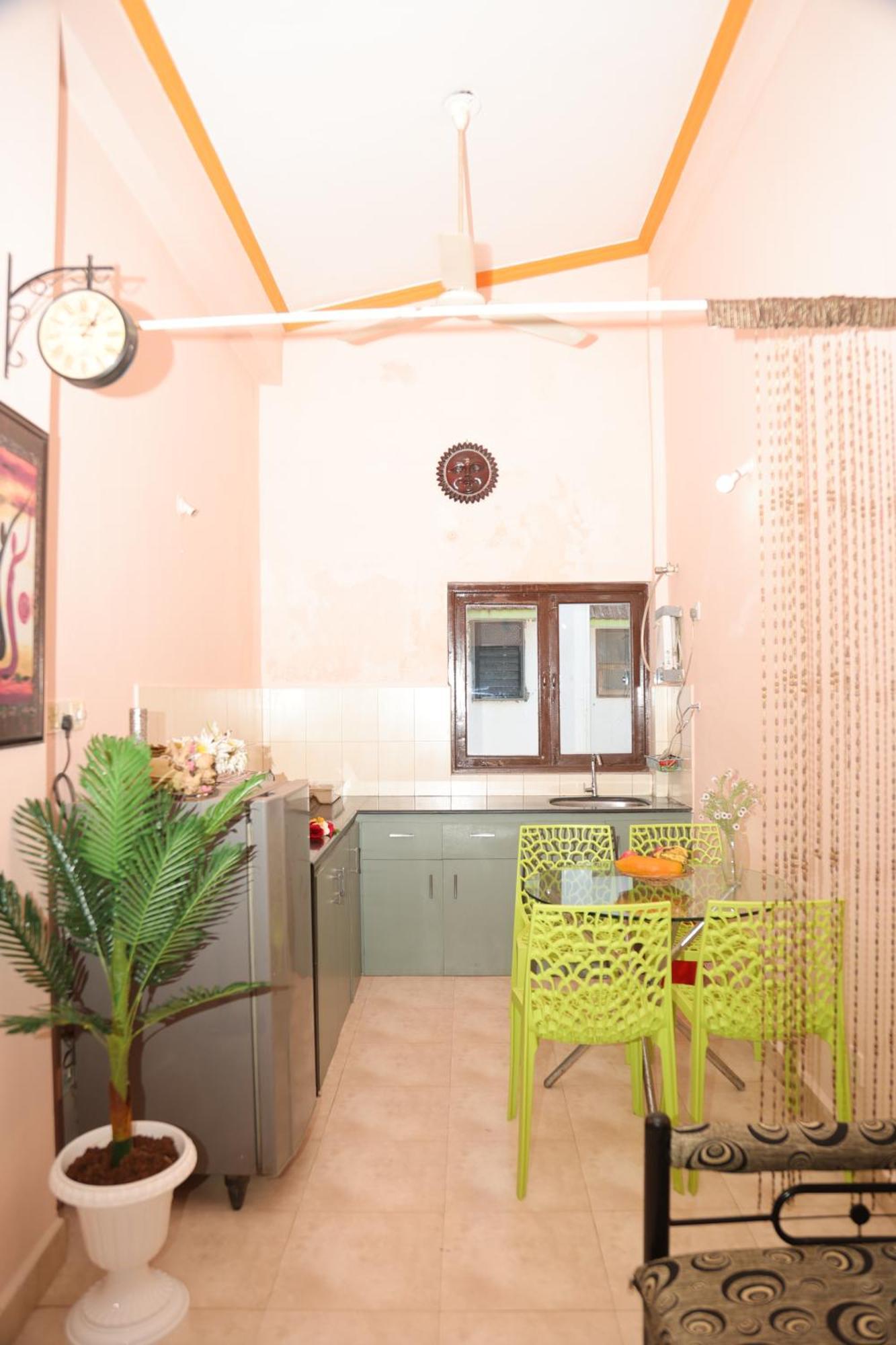 Bbn Serviced Apartment Калангут Екстер'єр фото