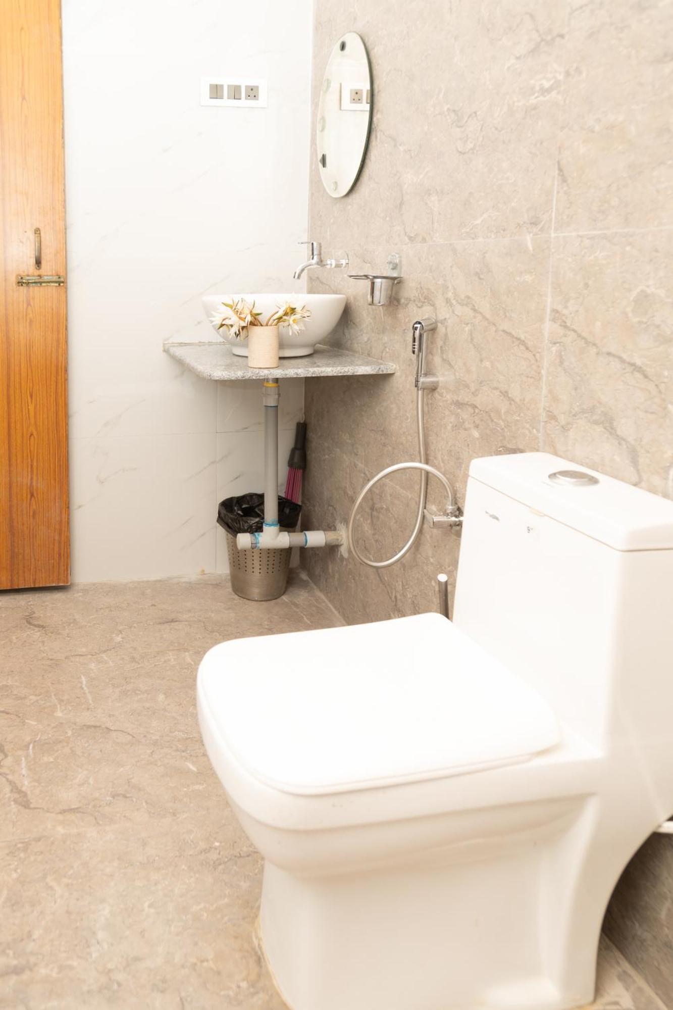 Bbn Serviced Apartment Калангут Екстер'єр фото